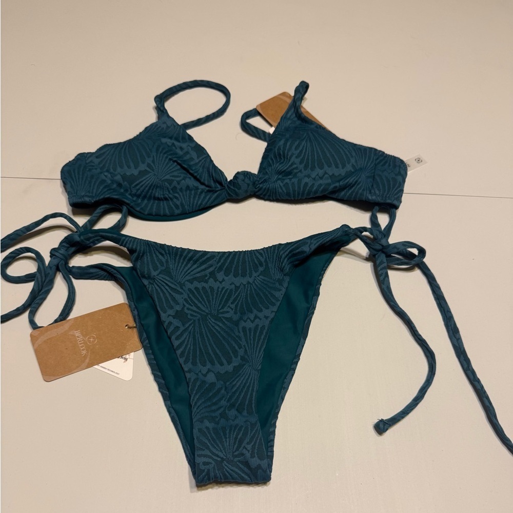 Teal Patterned Bikini Set - Picture 4 of 4
